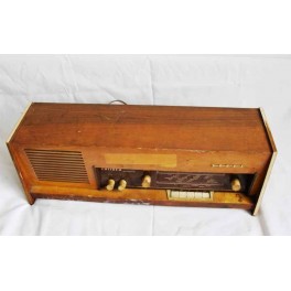 Rádio (Tesla 433A "Carioca", 60. léta) Rádio (Tesla 433A "Carioca", 60. léta)