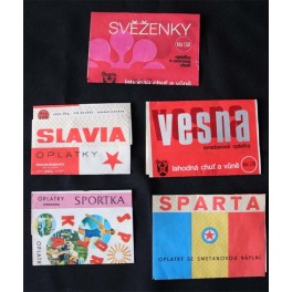 Batoh modrý s kovovým výstuhami 