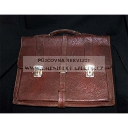 Backpack with metal reinforcement Backpack with metal reinforcement